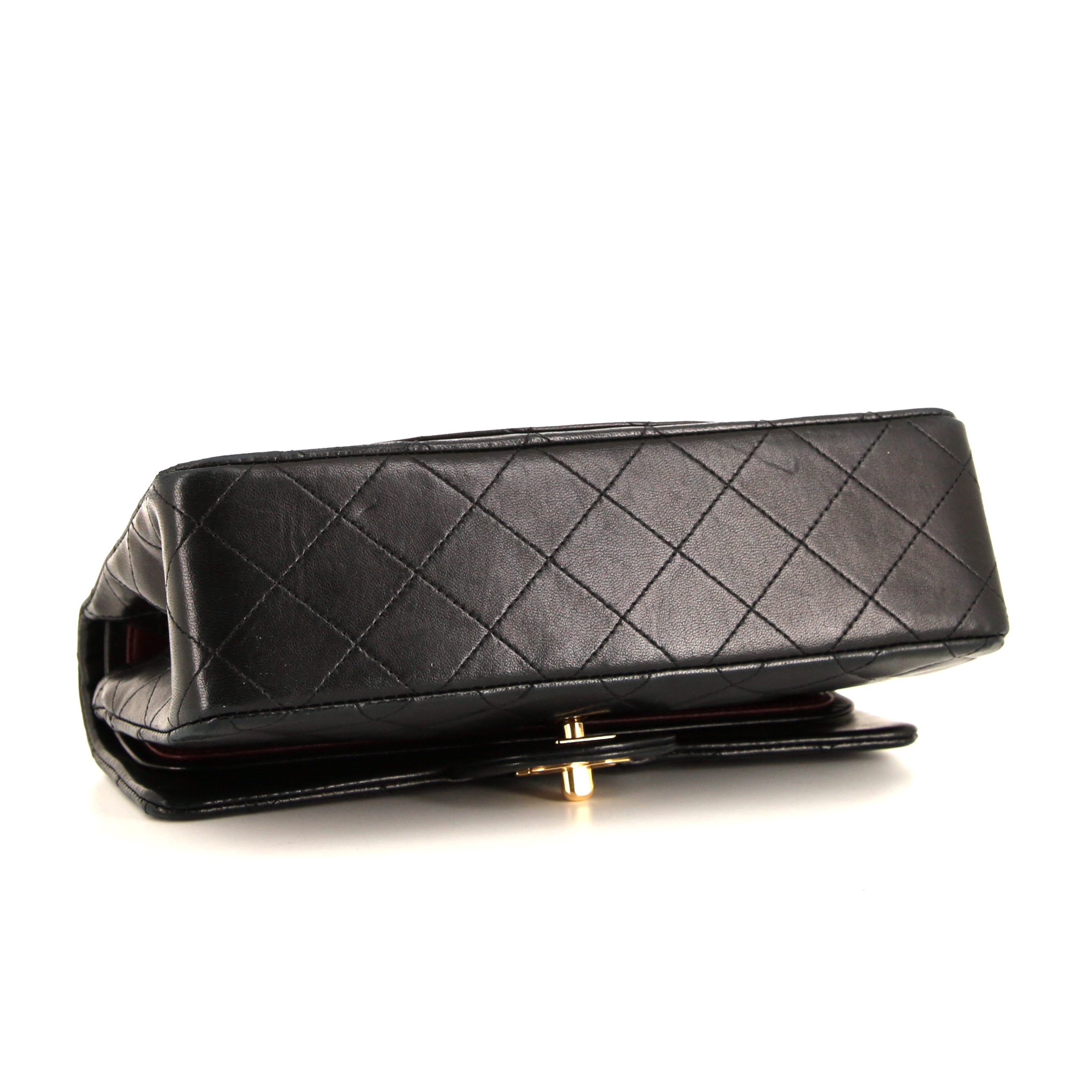 Chanel Timeless handbag in black quilted leather - Detail D5