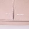 Bolso de mano Céline Tri-Fold en cuero granulado beige - Detail D3 thumbnail