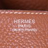 Bolso de mano Hermès Lindy 34 cm en cuero togo color oro - Detail D3 thumbnail