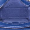 Sac bandoulière Celine Luggage Nano en cuir grainé bleu - Detail D3 thumbnail