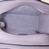 Bolso bandolera Celine Luggage en cuero granulado gris - Detail D3 thumbnail
