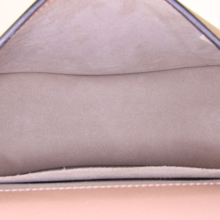 Chloé Nile shoulder bag in pink grained leather and pink suede - Detail D3