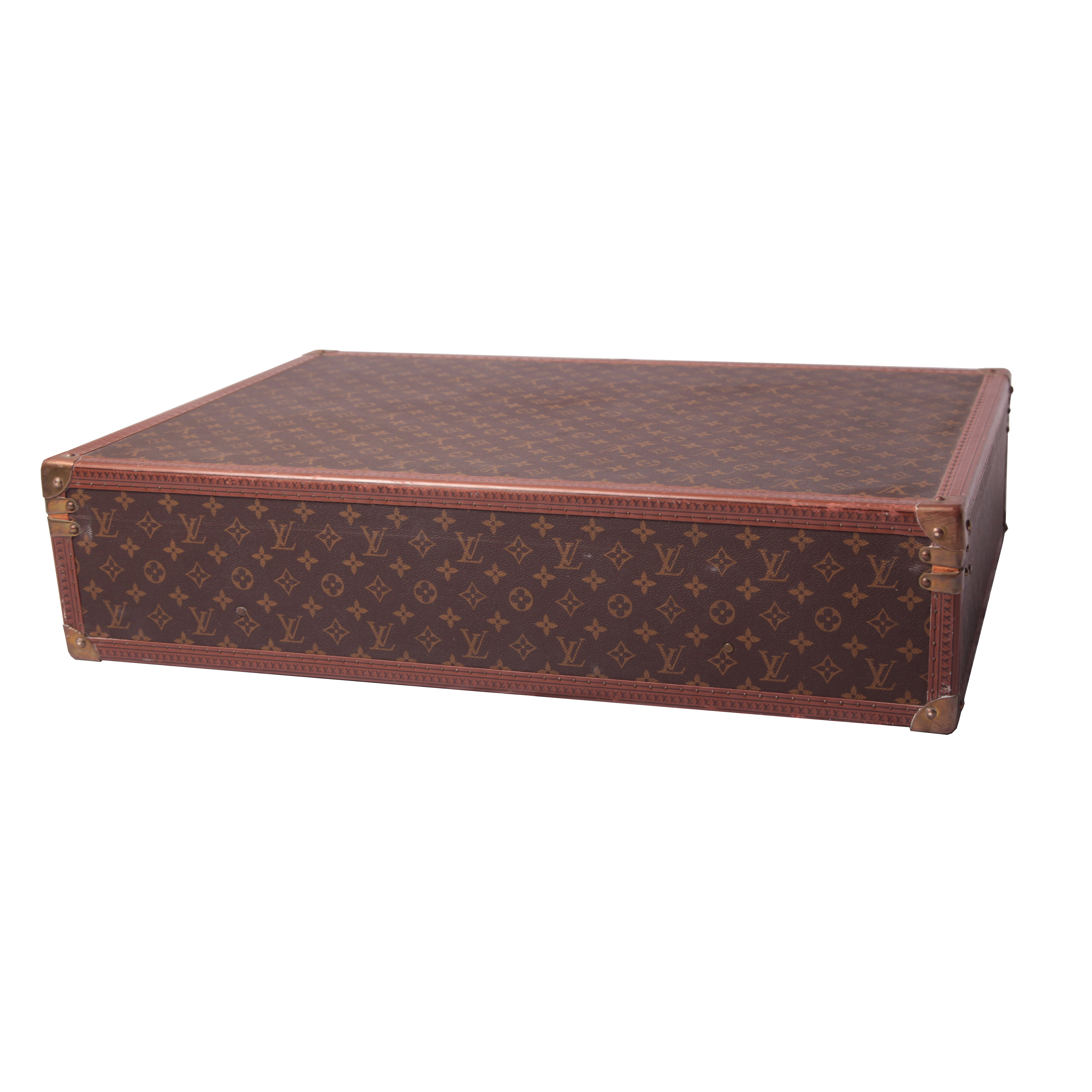 Louis Vuitton Bisten 70 suitcase in brown monogram canvas and brown lozine (vulcanised fibre) - Detail D4