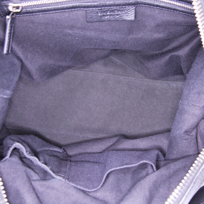 Givenchy Nightingale handbag in black grained leather - Detail D2