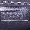 Bolso de mano Givenchy Nightingale en cuero granulado negro - Detail D3 thumbnail
