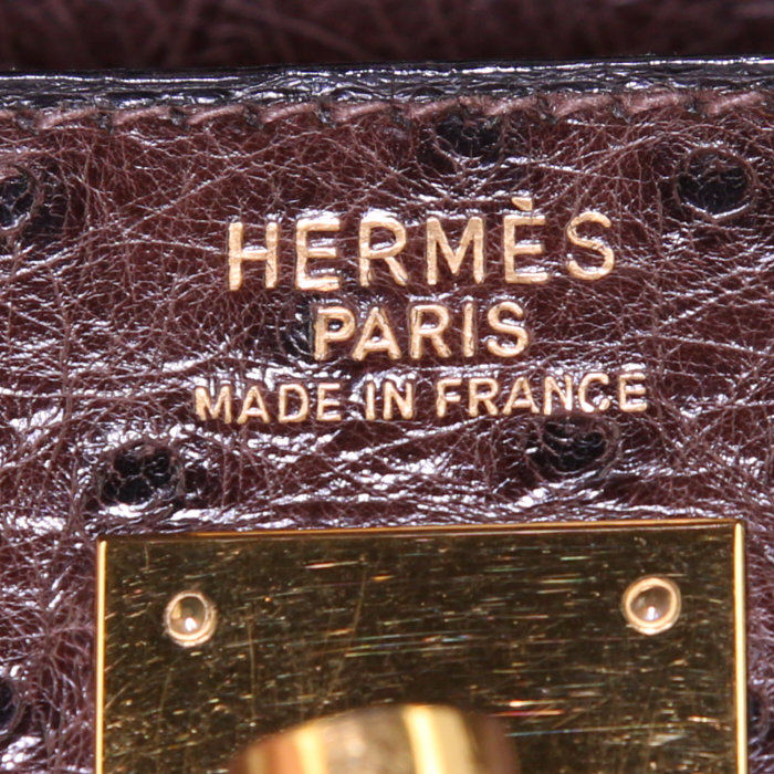 Sac à main Hermes Kelly 35 cm en autruche marron - Detail D4
