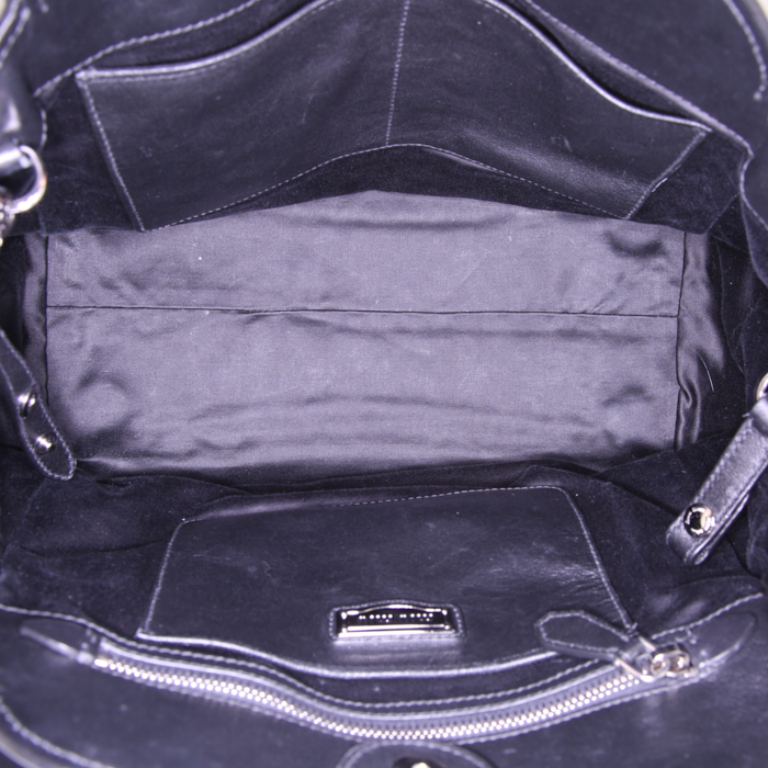 Bolso de mano Miu Miu en cuero negro - Detail D3