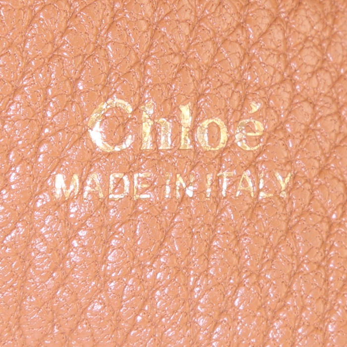Bolso bandolera Chloé Drew en cuero granulado color oro - Detail D3