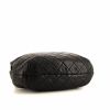 Chanel   shoulder bag  in black quilted leather - Detail D5 thumbnail