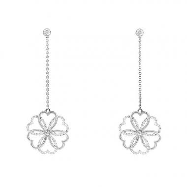 Paire de pendants d'oreilles Poiray Rosace en or blanc et diamants