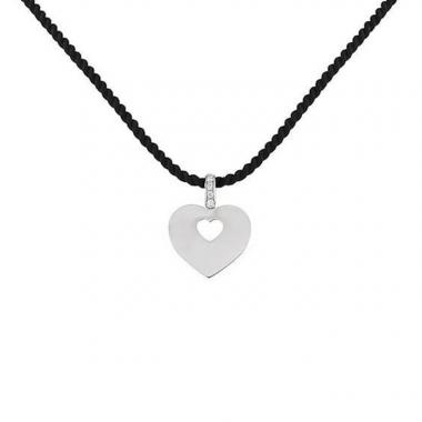 Colgante Poiray Coeur Secret modelo mediano en oro blanco y diamantes