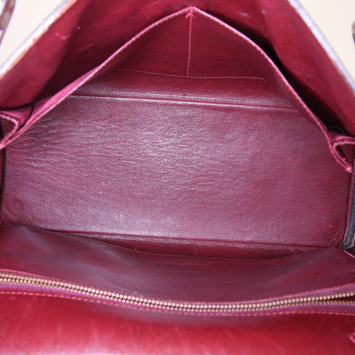 Sac à main Hermes Kelly 28 cm en cuir box bordeaux - Detail D2