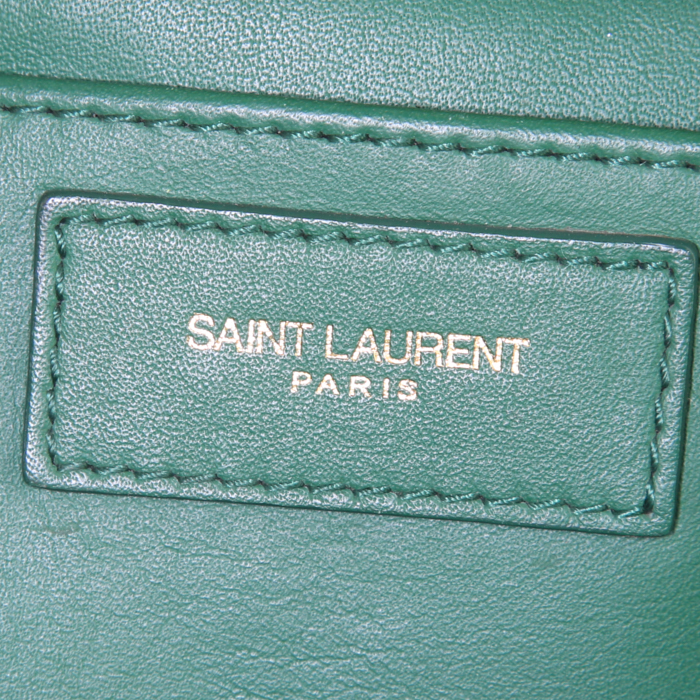 Yves Saint Laurent Chyc handbag in green leather - Detail D3