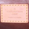 Bolsito de mano Louis Vuitton Toiletry en lona Monogram y cuero natural - Detail D3 thumbnail