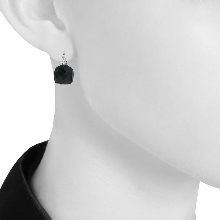 Paire de pendants d'oreilles Pomellato Capri en or blanc,  diamants et onyx
