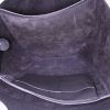 Bolso de mano Celine Tri-Fold en cuero negro - Detail D2 thumbnail