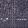 Bolso de mano Celine Tri-Fold en cuero negro - Detail D3 thumbnail