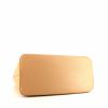Sac à main Chanel Medaillon - Bag en cuir grainé matelassé beige - Detail D4 thumbnail