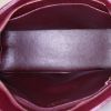Bolso de mano Chanel Medaillon - Bag en cuero granulado acolchado color burdeos - Detail D2 thumbnail