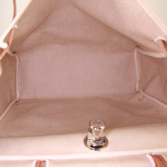Sac porté épaule ou main Hermes Herbag grand modèle en toile beige et cuir naturel - Detail D3