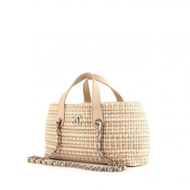 Chanel shopping bag in beige raphia and beige leather