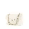 Chanel Timeless Maxi Jumbo handbag in white quilted grained leather - 00pp thumbnail