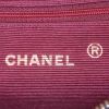 Bolso bandolera Chanel Vintage en cuero acolchado negro - Detail D3 thumbnail