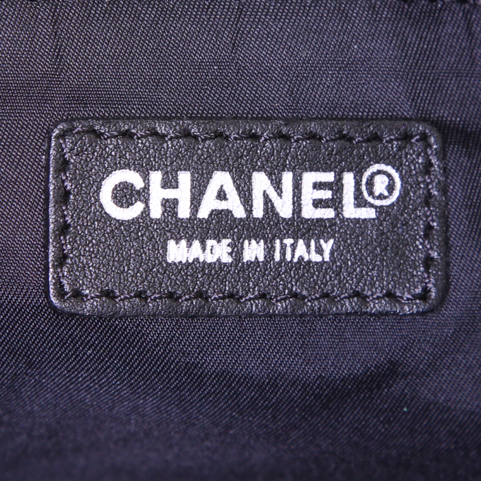 Vanity Chanel Vanity en tela Monogram negra y cuero negro - Detail D3