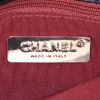 Borsa a tracolla Chanel 19 modello grande in pelle trapuntata nera - Detail D4 thumbnail