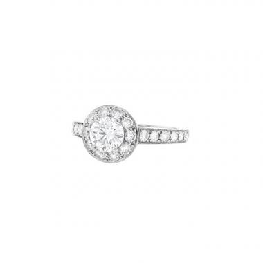 Anello Van Cleef & Arpels Icone in platino e diamanti