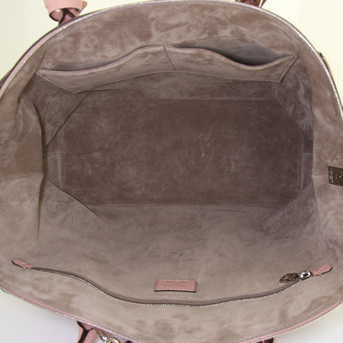 Borsa a tracolla Louis Vuitton Lockit  in pelle rosa - Detail D3