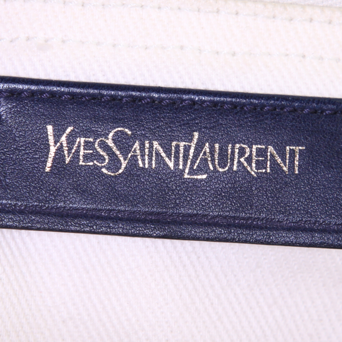 Sac à main Yves Saint Laurent Muse Two en cuir bleu-marine et toile blanche - Detail D3