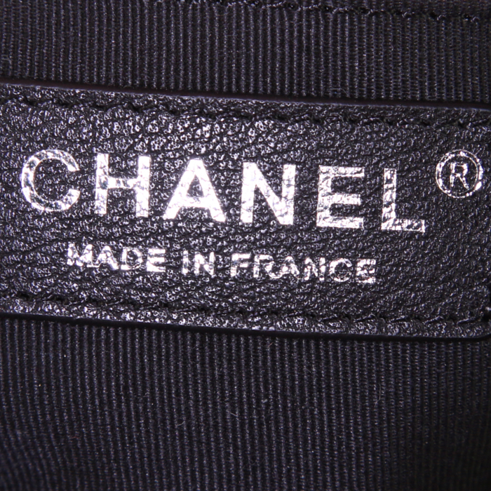 Chanel Mini Boy small model shoulder bag in black chevron quilted leather - Detail D4