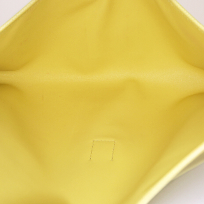 Pochette Hermes Jige in pelle Epsom giallo Soufre - Detail D2