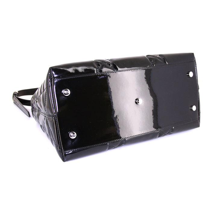 Bolso de mano Dior Granville en charol negro - Detail D5