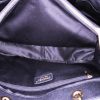 Sac cabas Chanel Shopping GST en cuir grainé matelassé noir - Detail D2 thumbnail
