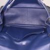 Bolso bandolera Hermès Jypsiere 34 cm en cuero togo azul - Detail D2 thumbnail