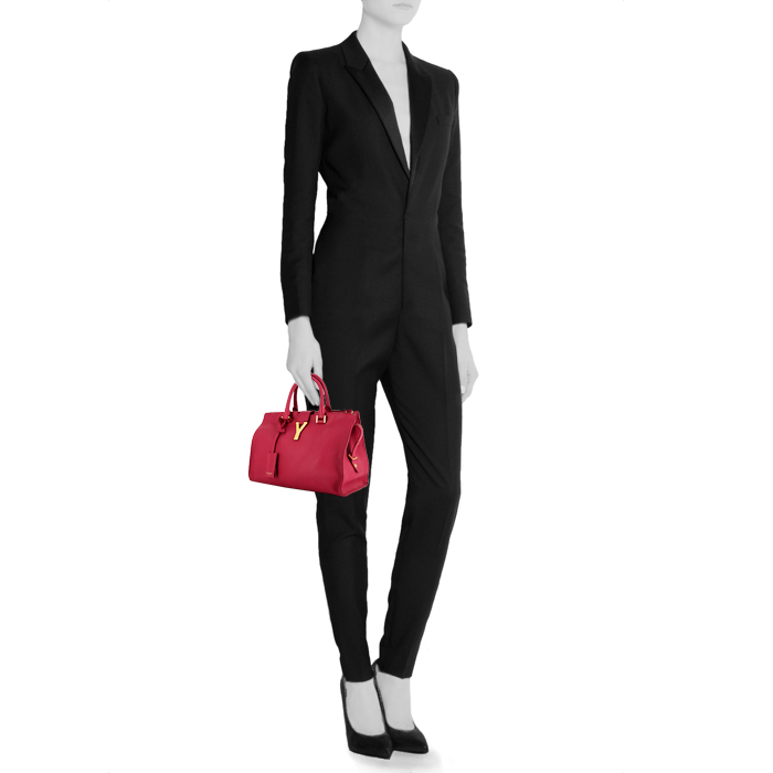 Yves Saint Laurent Chyc handbag in fushia pink leather - Detail D1