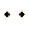 Paire de boucles d'oreilles Van Cleef & Arpels Alhambra Vintage en or jaune et onyx - 00pp thumbnail