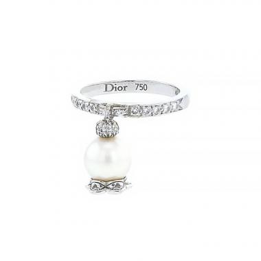 Dior Muguet ring in white gold,  diamonds and pearl
