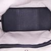 Hermes Garden shopping bag in black leather taurillon clémence - Detail D2 thumbnail