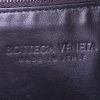 Borsa a spalla Bottega Veneta BV Jodie modello piccolo in pelle intrecciata nera - Detail D3 thumbnail