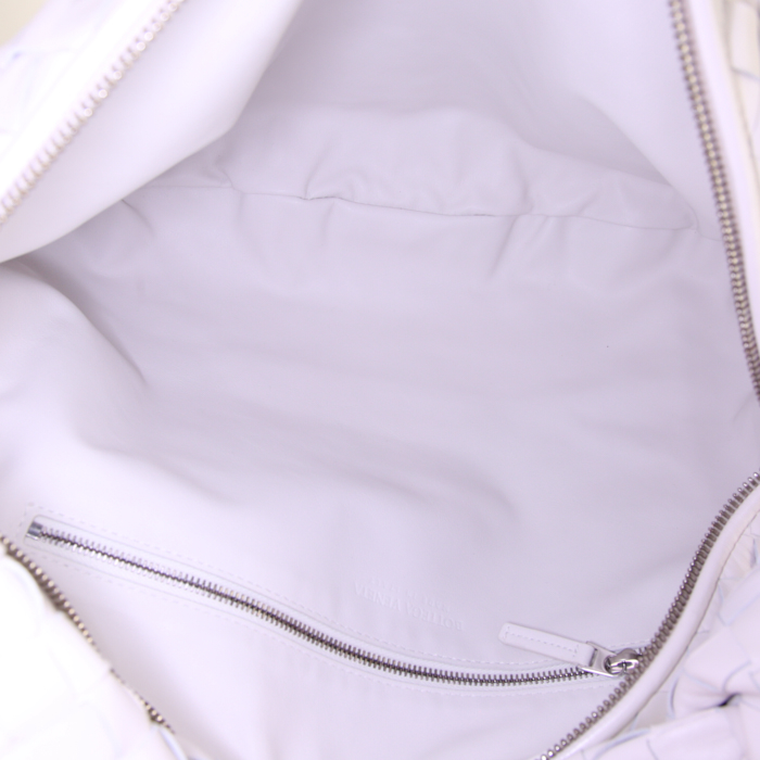 Sac à main Bottega Veneta BV Jodie en cuir tressé blanc - Detail D2