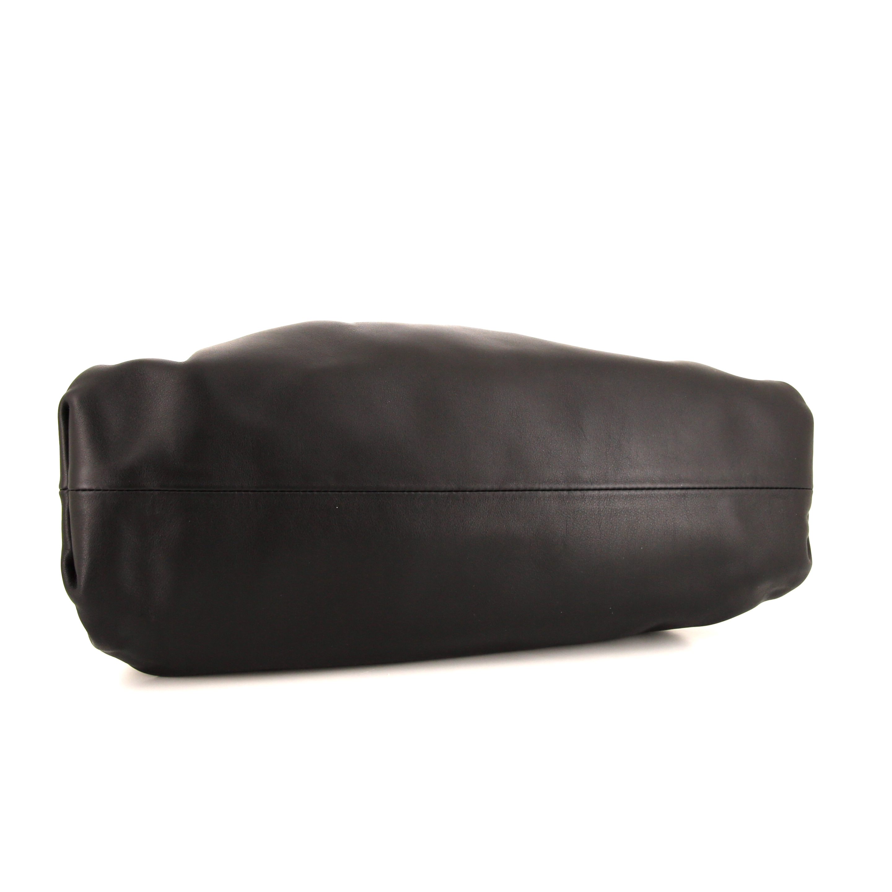 Bottega Veneta The Pouch pouch in black smooth leather - Detail D4
