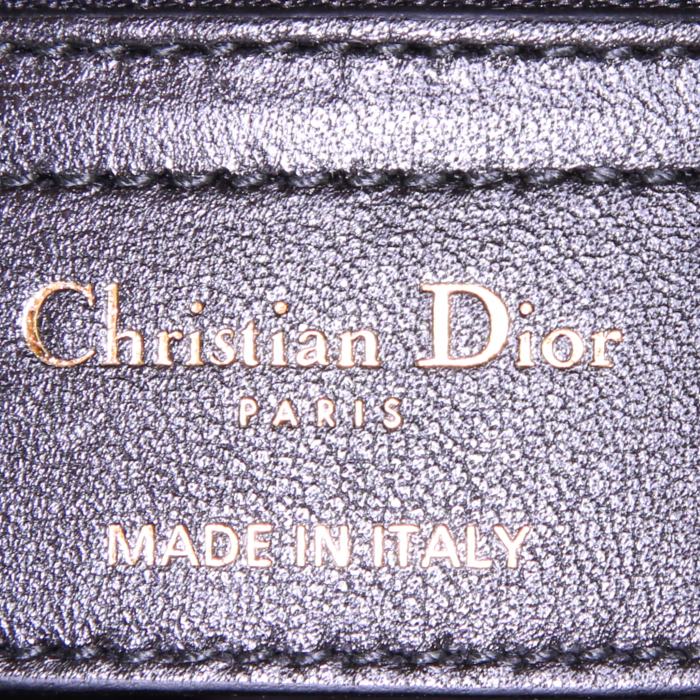 Sac à main Dior Saddle KaléiDiorscopic en cuir multicolore blanc jaune et bleu et cuir noir - Detail D3