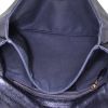 Bolsito de mano Balenciaga Fold en cuero negro - Detail D2 thumbnail