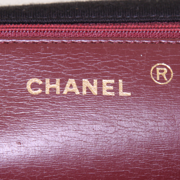 Chanel Vintage Mademoiselle handbag in black quilted canvas - Detail D3
