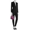 Borsa a tracolla Dior Lady Dior modello medio in pelle cannage viola - Detail D1 thumbnail