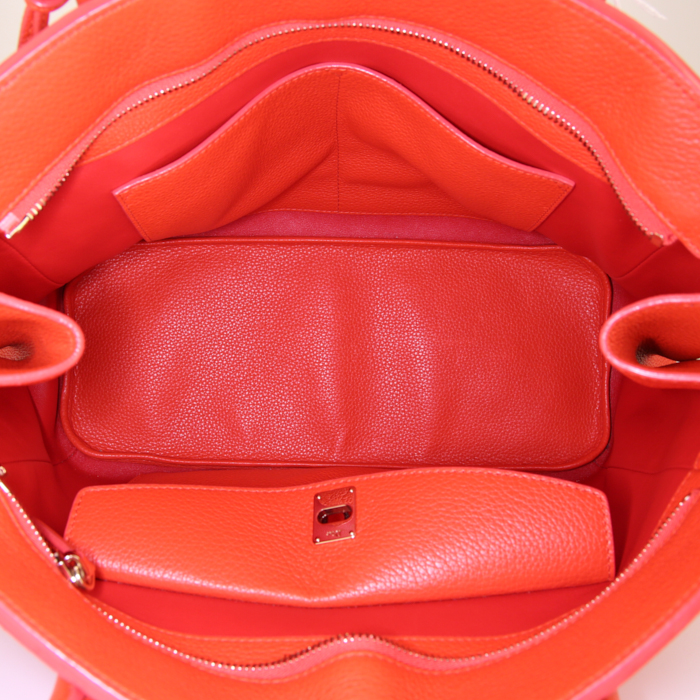 Bolso de mano Dior modelo mediano en cuero naranja - Detail D2