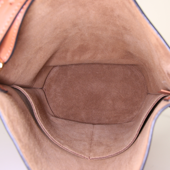 Loewe Bucket handbag in white and gold leather - Detail D2